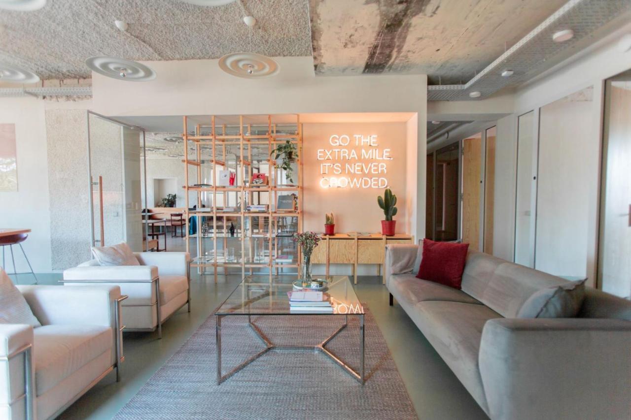 Tech Spa Coliving&Coworking Spaces 德拉肯恩凯 外观 照片